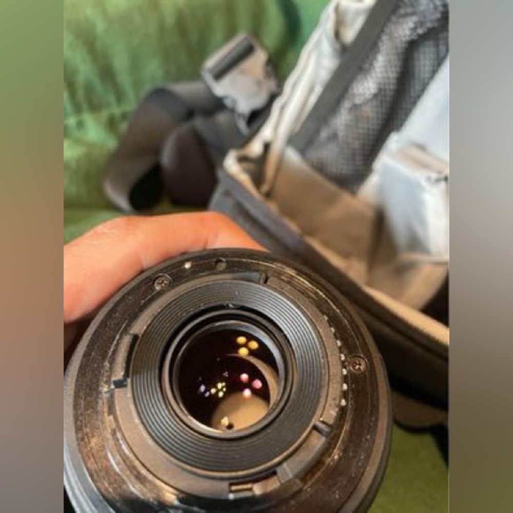 Nikon camera bundle - Picture 7 of 10